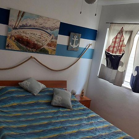 Apartments Eti Bol Extérieur photo