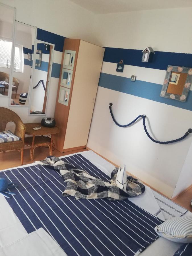 Apartments Eti Bol Extérieur photo
