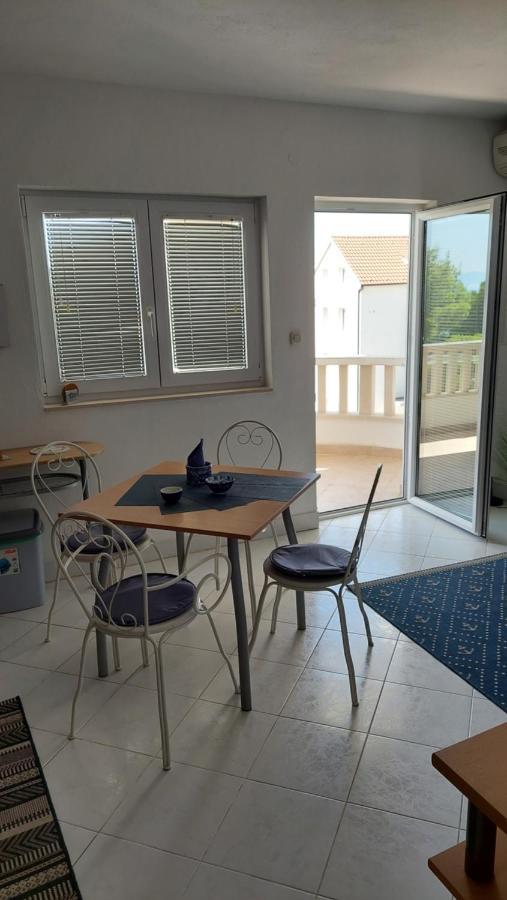 Apartments Eti Bol Extérieur photo